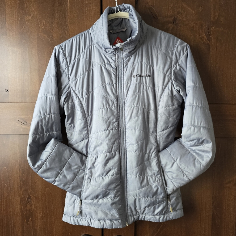 Womens Columbia lightweight down jacket